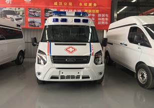 V348長軸中頂監護型救護車負壓